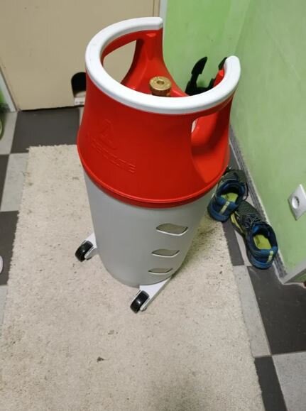 Полимерно-композитный газовый баллон Aceccse Composite ACE35.5RW 35,5 л с колёсиками