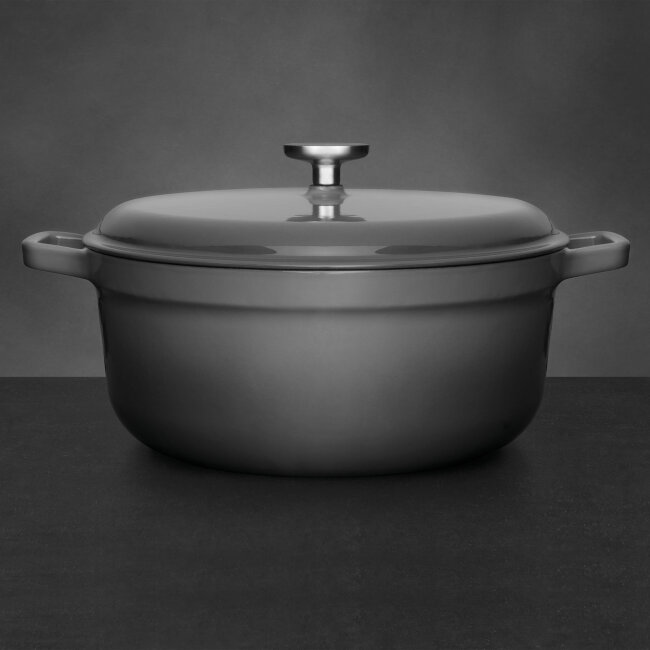 Кастрюля чугунная овальная с крышкой BergHoff Gem 6,8 л серая